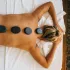 Como as pedras são preparadas para a massagem com pedras quentes