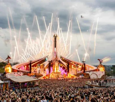 Parque do Tomorrowland no Brasil volta a funcionar no interior de São Paulo a partir de 17/10