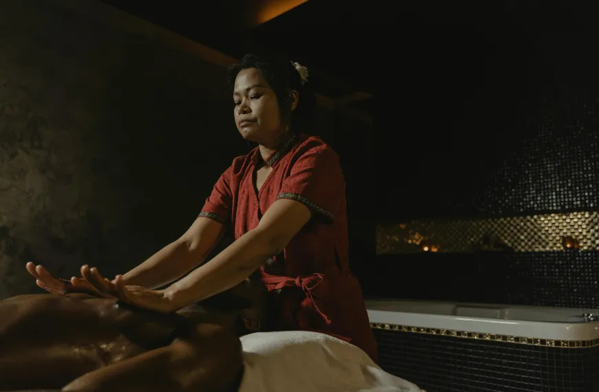 Massagem e alívio da tensão emocional em homens