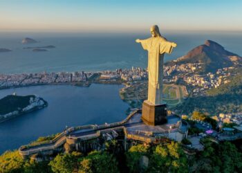 Lista revelas as 10 cidades ideias para mudar de vida no trabalho a partir de 2026
