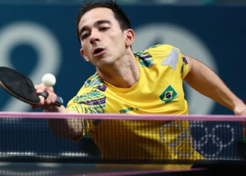 Atual campeão do mundo de Tênis de Mesa, Hugo Calderano perde torneio ao ser proibido de entrar nos EUA