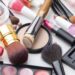 Veja como proteger a sua visão ao utilizar produtos de beleza