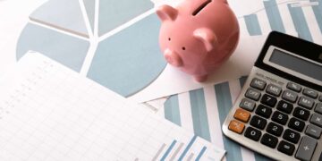 Não aguenta chegar ao fim do mês sem R$1 no bolso? Especialista dá dicas para sobreviver a mês longos