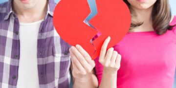 Manter contato com o ex após o fim do relacionamento ou não? Veja o que diz a psicologia!