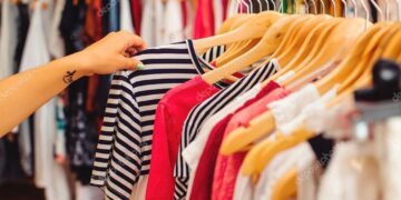 Depois dessa dica, você nunca mais vai usar cabide para pendurar suas roupas