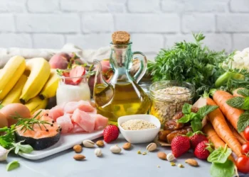 Quer ter uma vida longa e saudável? Idoso de 101 anos revelou os alimentos que você deve CORTAR JÁ  da sua dieta!