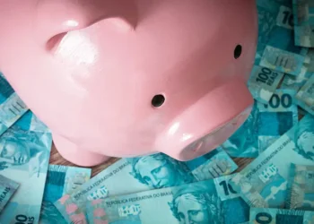 Essas dicas vão te ajudar a sair do CLT e começar a empreender em 2026; confira!