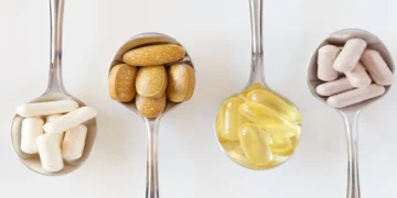 Mais uma canetada da Anvisa: agora, 2 suplementos alimentares foram proibidos