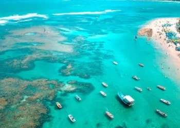Cidadezinha em Pernambuco conquista brasileiros com tranquilidade e praias belíssimas