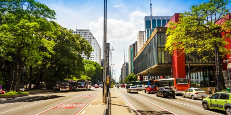 Atmosfera desta cidade de São Paulo vem atraindo os brasileiros