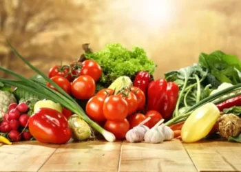 Vegetal mais saudável do mundo vende na feira e é bem fácil de encontrar; confira