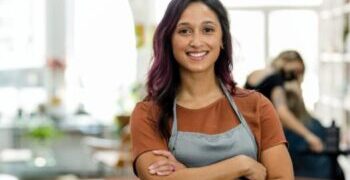 É jovem e quer empreender? Veja essas dicas essenciais para começar