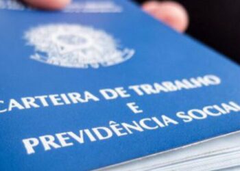 Maioria dos brasileiros prefere ser CLT do que empreender, diz pesquisa da CUT