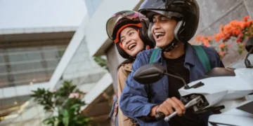 Multa salgada para motos com dois ocupantes a partir de 2026